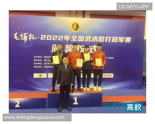 成都羽毛球队荣登全国配合排行榜第五名展现出色团队实力与竞技水平